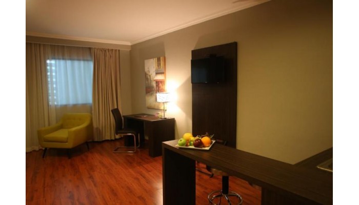 Aranjuez Hotel & Suites poza 3